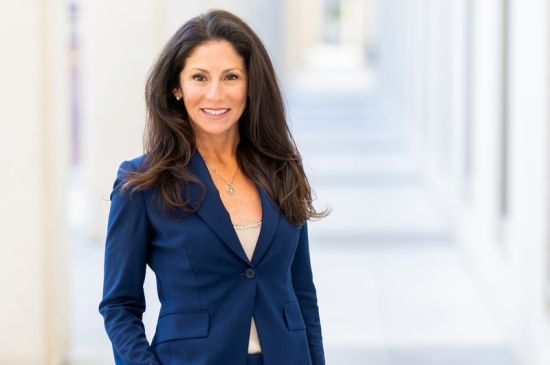 IT-ANÁLISIS: Trump designa a Laura DiBella para dirigir la Comisión Federal Marítima de EE.UU.